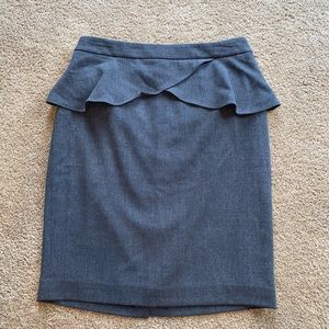 Express grey pencil  skirt nwt size 6